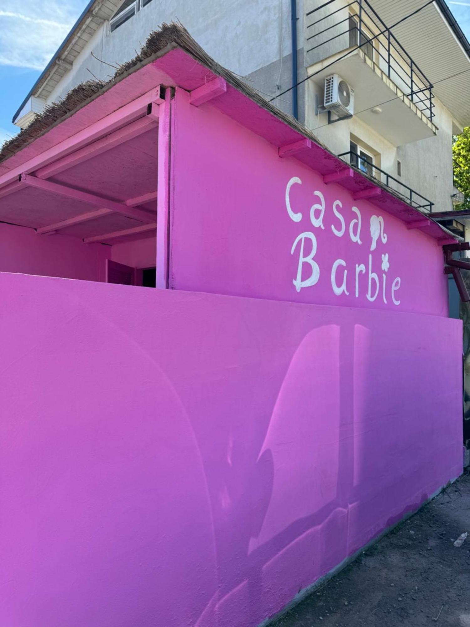 Casa Barbie Costinesti Hostel Exterior photo