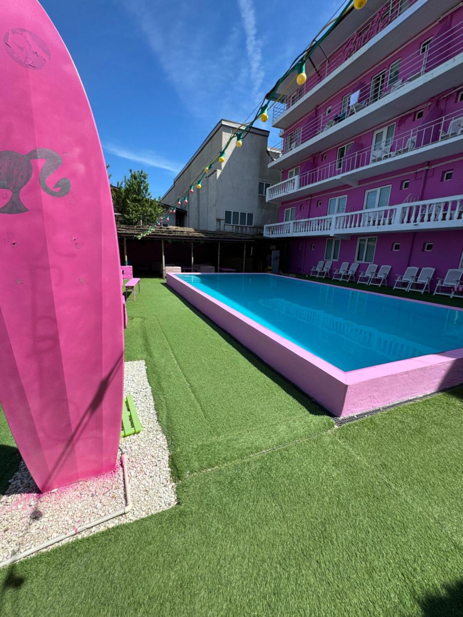 Casa Barbie Costinesti Hostel Exterior photo